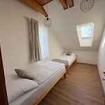 Na